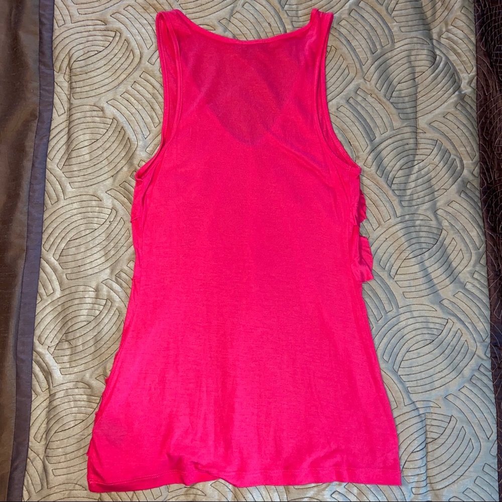Express Razorback Tanktop - Picture 2 of 3